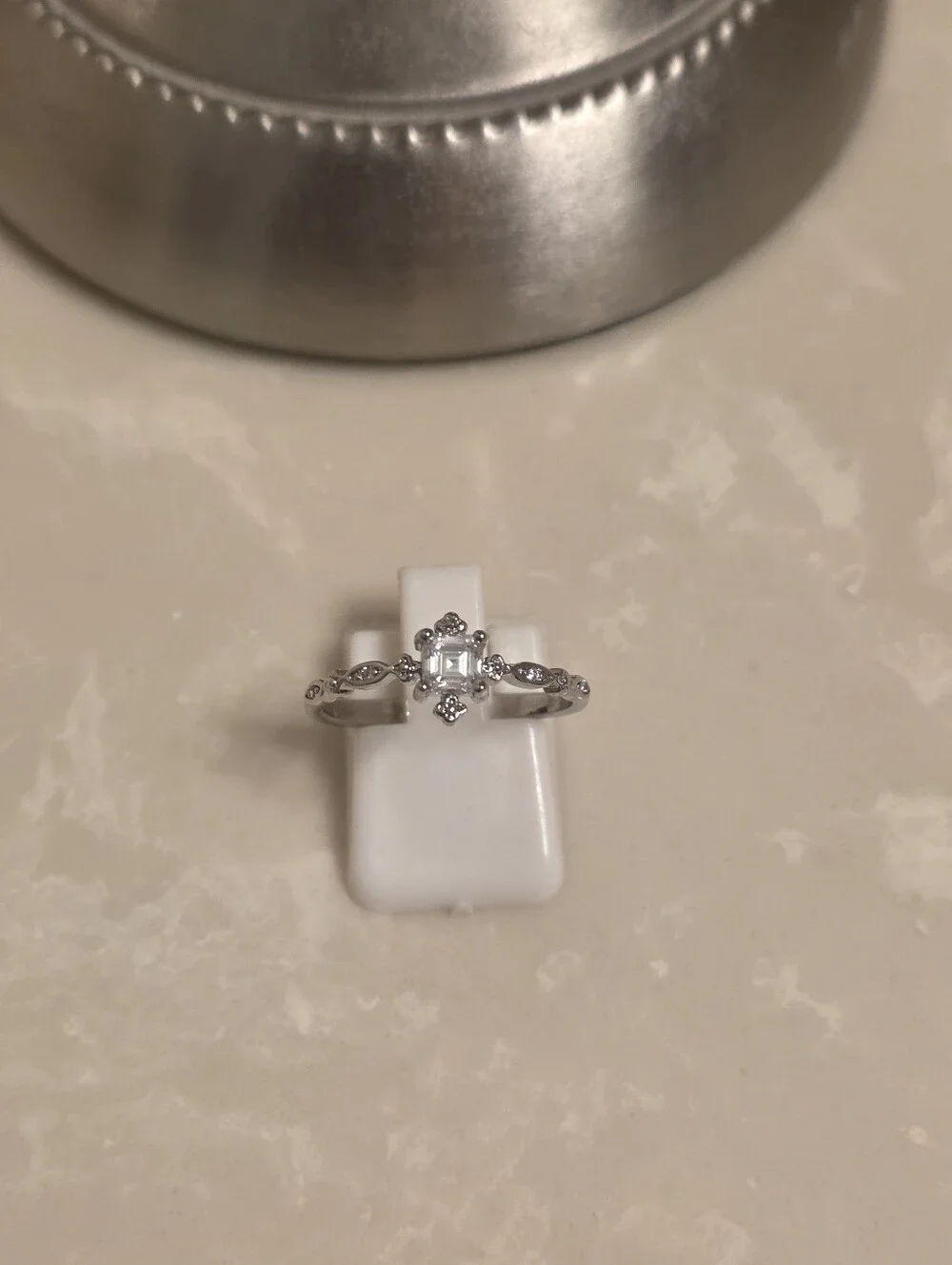 Silver CZ Antique Style Ring Size 8